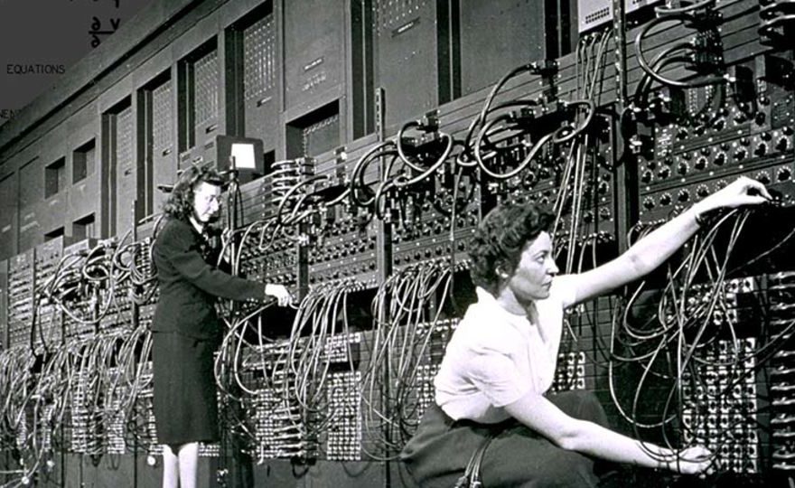 création de l'ordinateur ENIAC